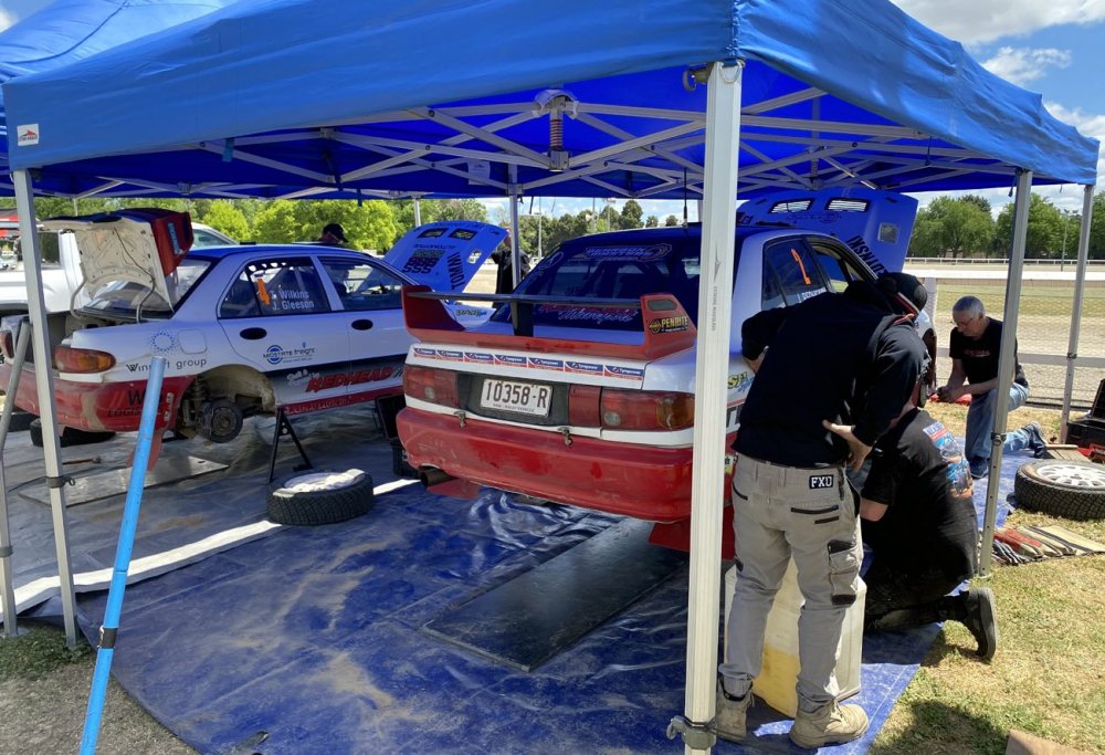 Professionalrallyteam.thumb.jpg.36878d186b71a028c31555c81d069659.jpg